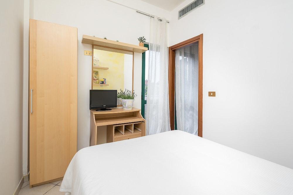 Hotel La Villetta Fiumicino Exterior foto